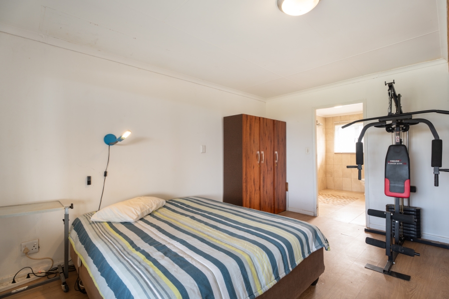 4 Bedroom Property for Sale in Bettys Bay Western Cape